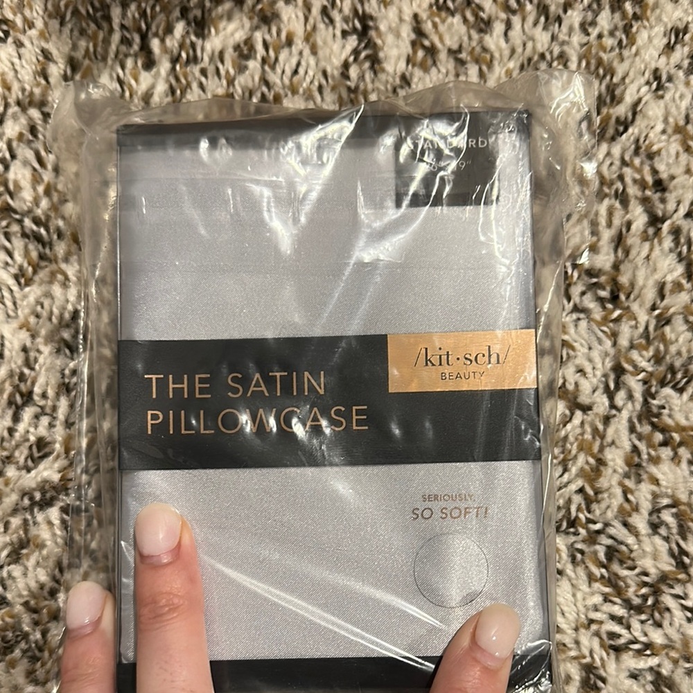 Kitsch Satin Pillowcase in Elegant Gray